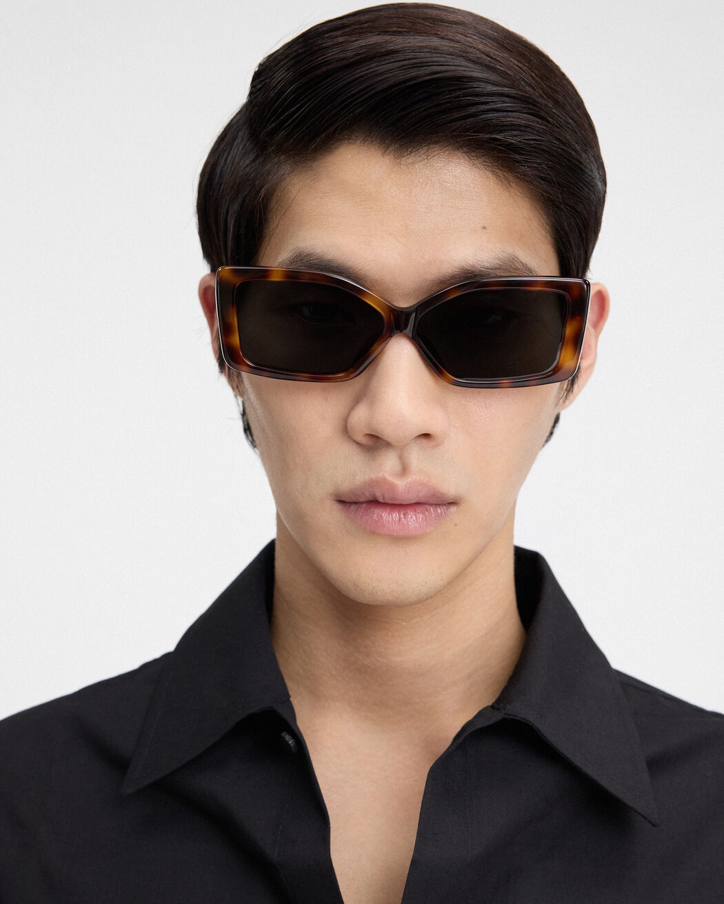 The Spiaggia sunglasses jacquemus the spiaggia sunglasses