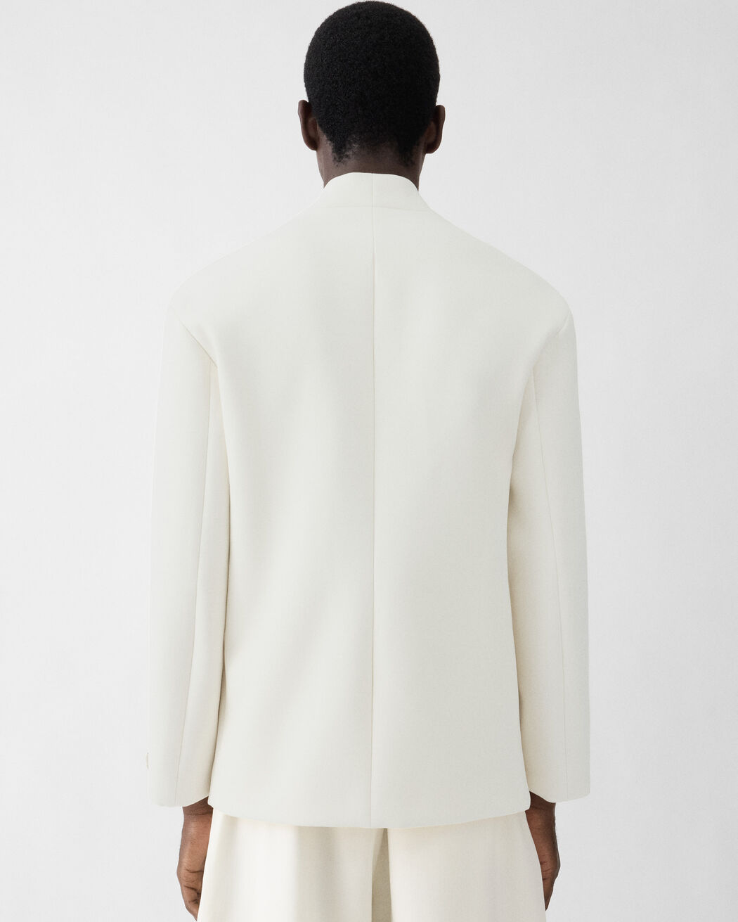 جاكيت The Bastide jacquemus جاكيت the bastide