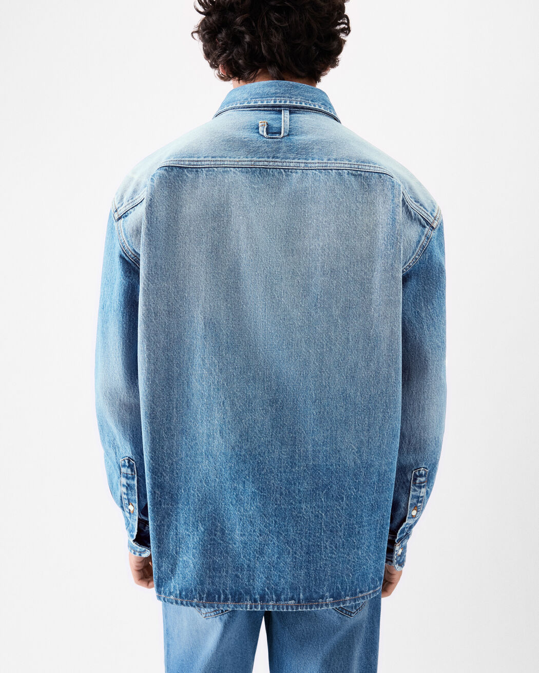 The Simon de-Nîmes denim shirt jacquemus the simon de n mes denim shirt