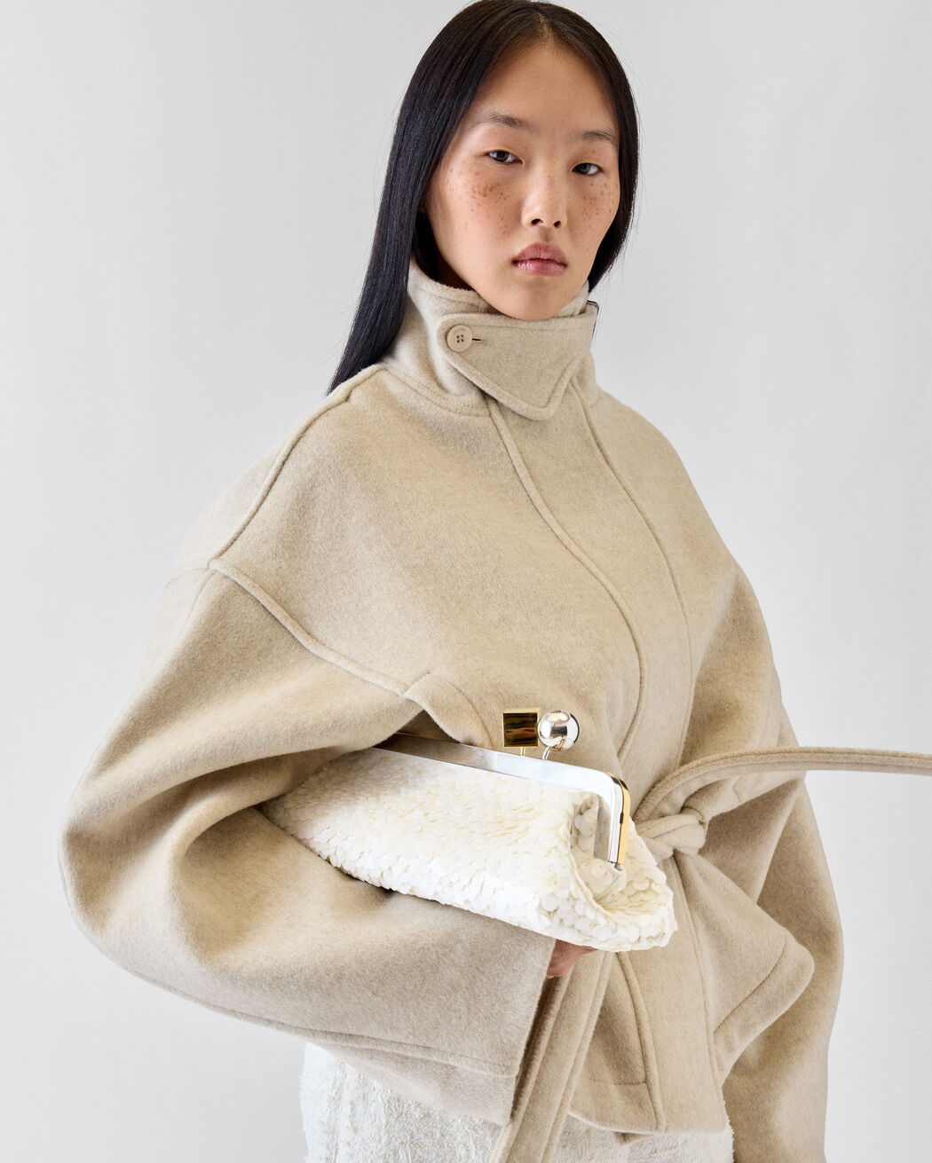 The Salon clutch jacquemus the salon clutch