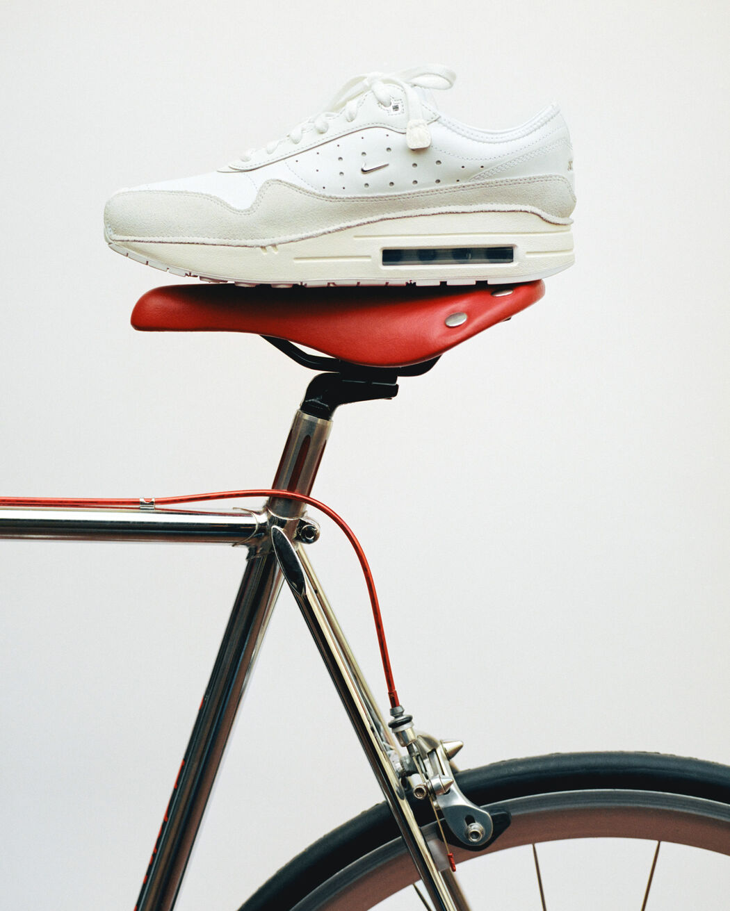 Air Max 1 86 JACQUEMUS+NIKE air max 1 86 jacquemus nike