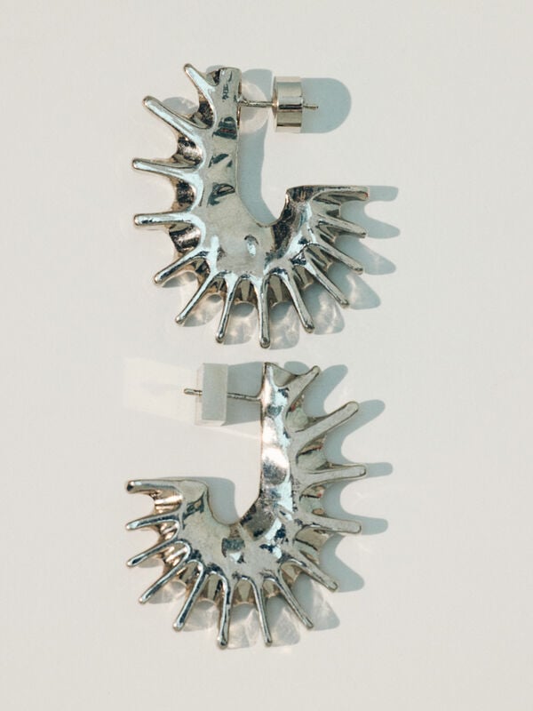 The Hippocampe earrings jacquemus the hippocampe earrings