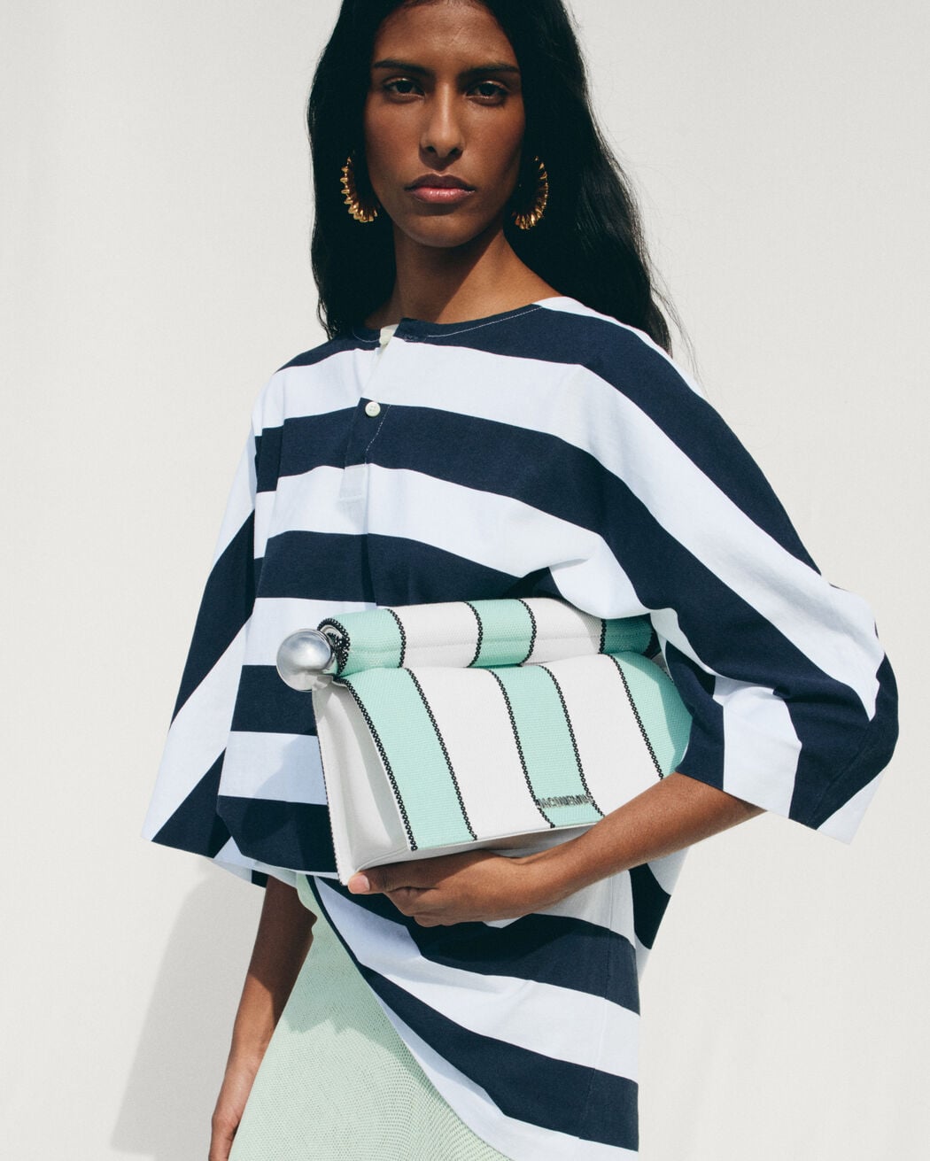 The Rond Carré clutch jacquemus the rond carr clutch