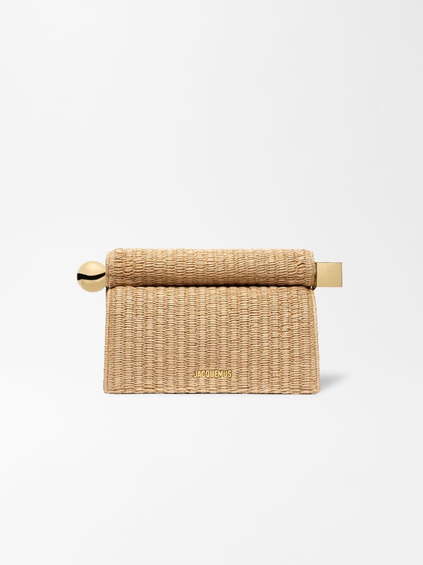 The Rond Carré clutch jacquemus the rond carr clutch