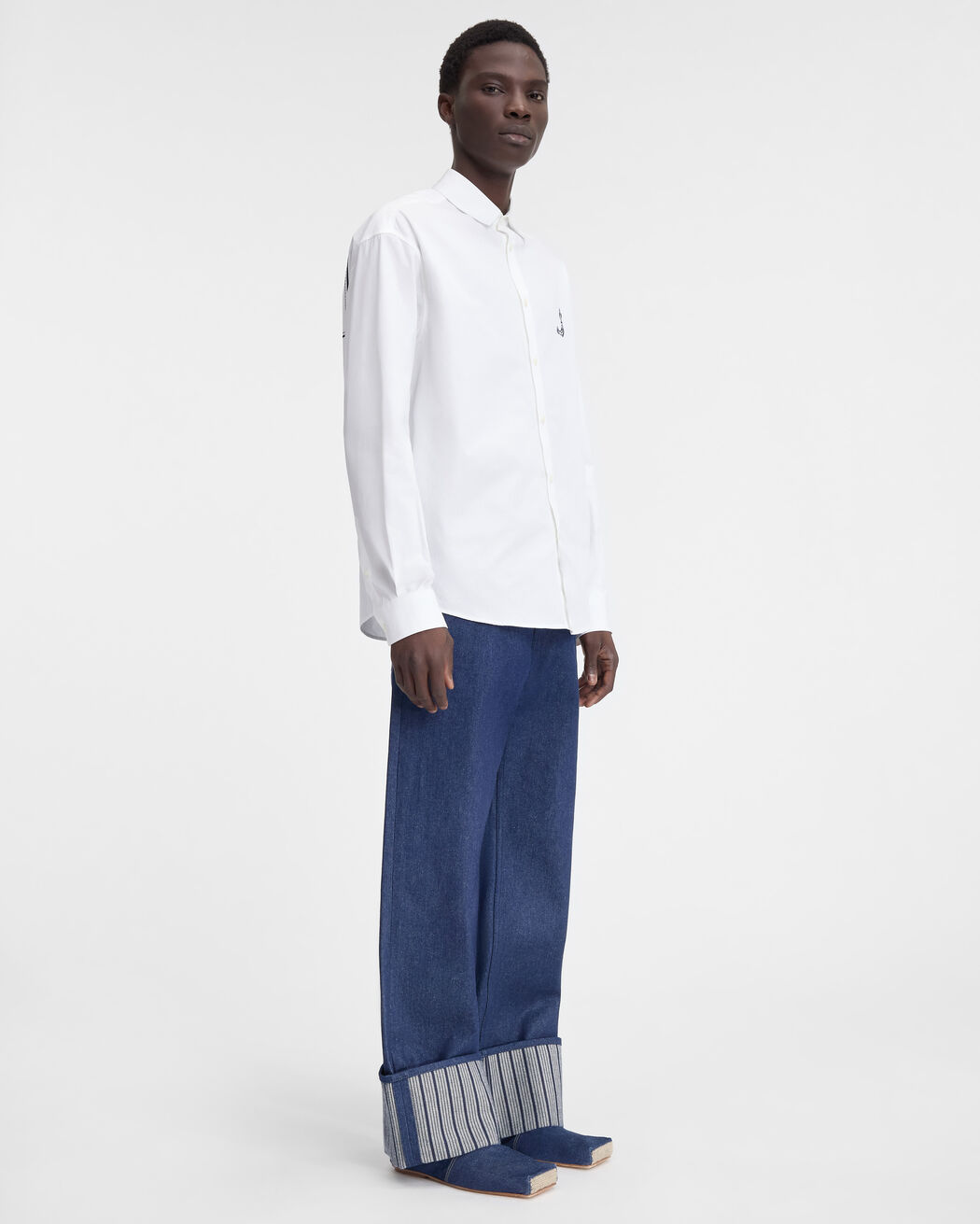 The Simon shirt قميص jacquemus the simon shirt قميص