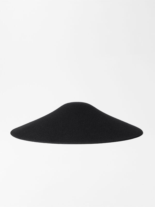 The large Confetti jacquemus the large confetti