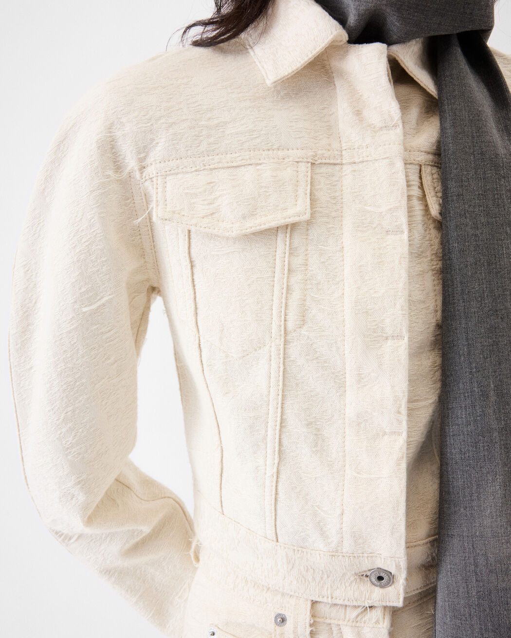 The Ovalo de-Nîmes denim jacket jacquemus the ovalo de n mes denim jacket