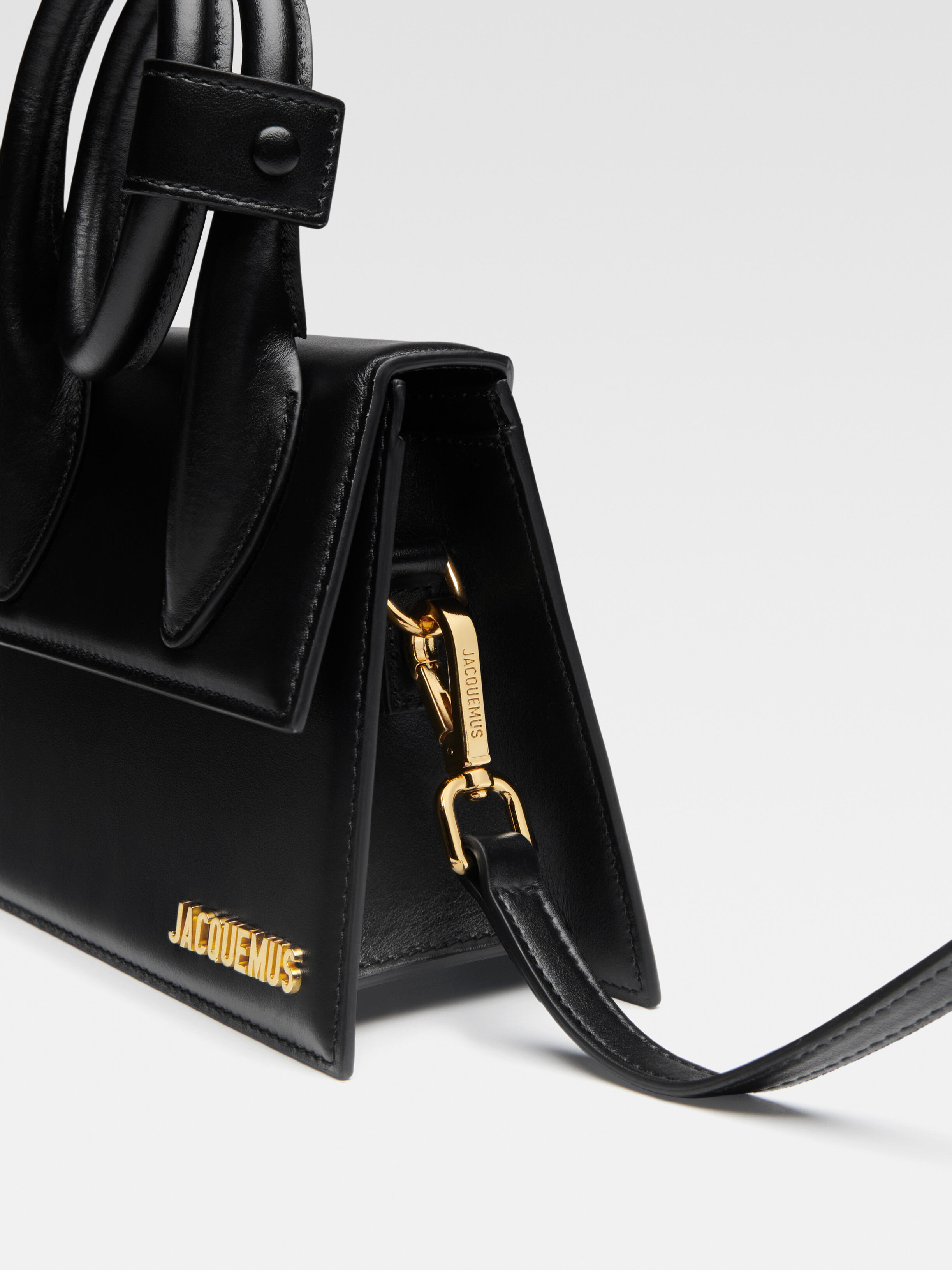 The knot Chiquito Mini bags JACQUEMUS UAE Official Website