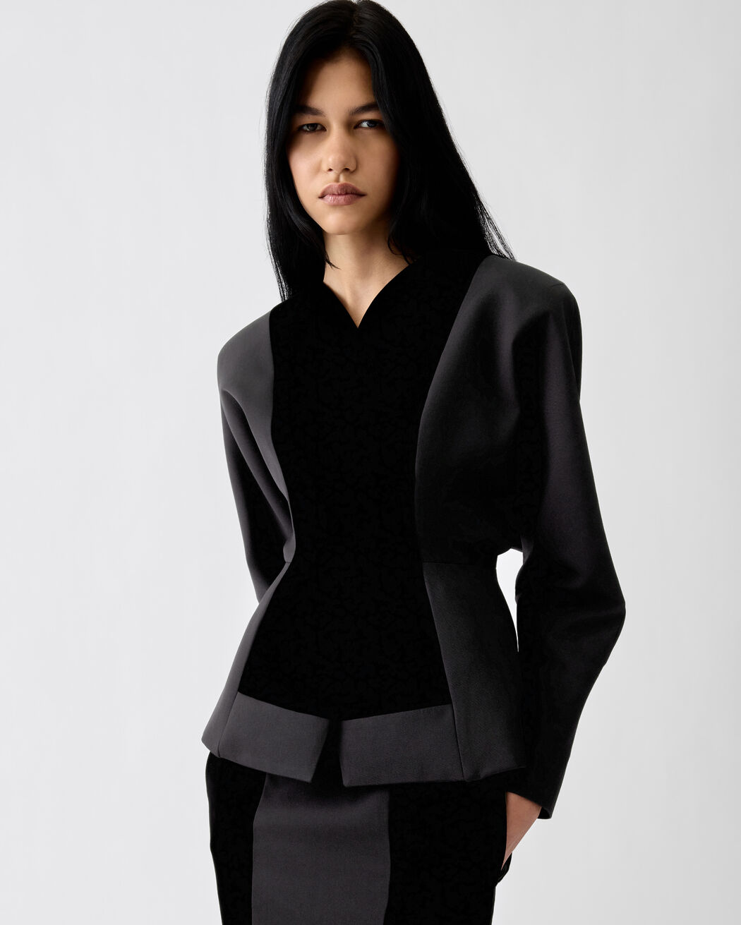 The Paloma jacket jacquemus the paloma jacket