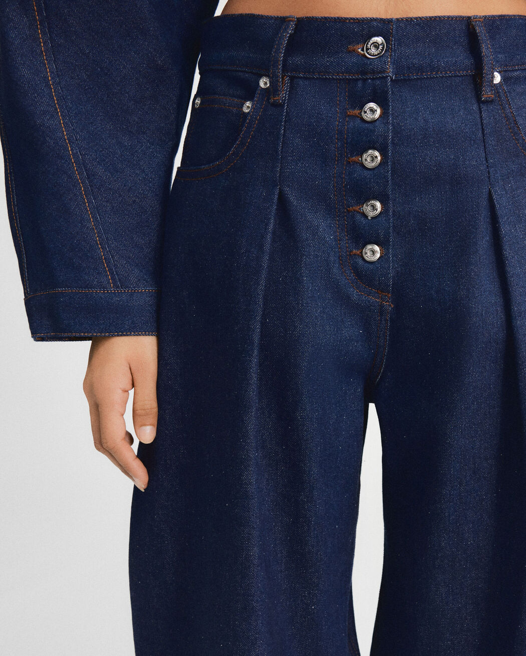 The Ovalo de-Nîmes denim pants jacquemus the ovalo de n mes denim pants