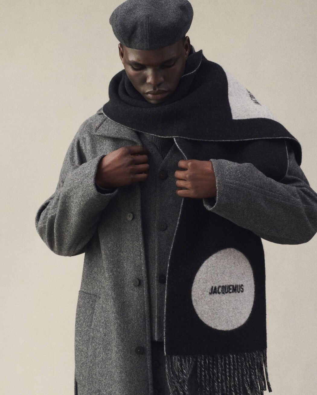 The Rond Carré scarf jacquemus the rond carr scarf