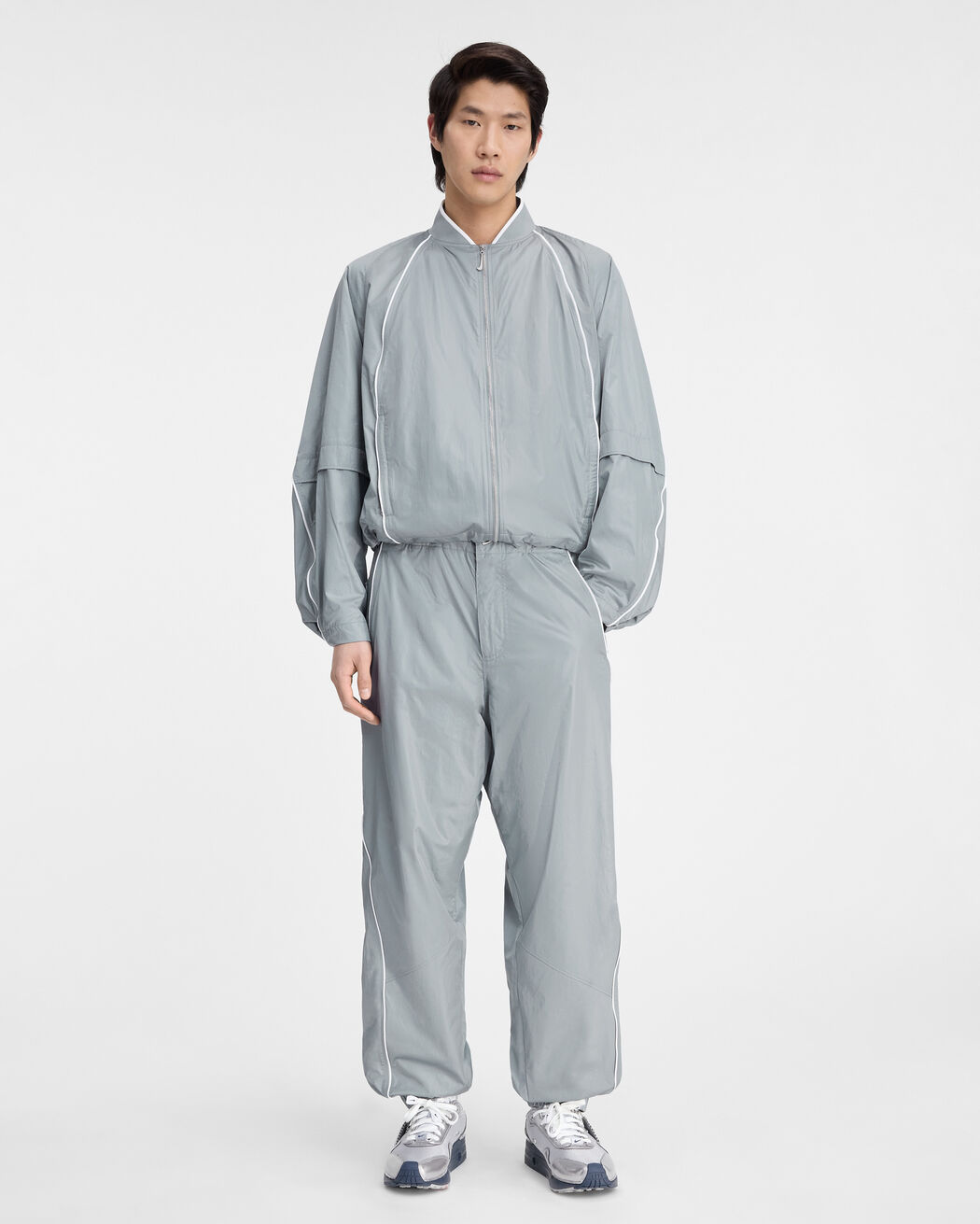 The JACQUEMUS+NIKE track pants the jacquemus nike track pants