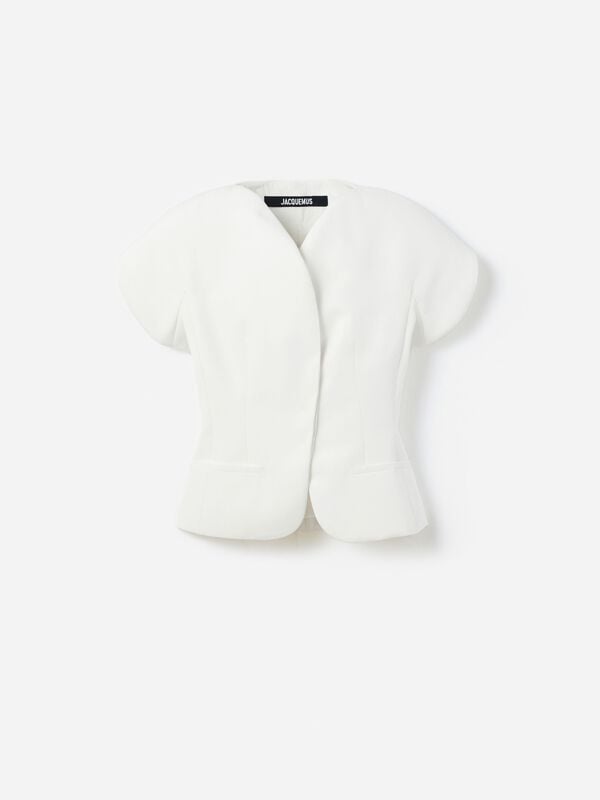 جاكيت بأكمام قصيرة The Ovalo jacquemus جاكيت بأكمام قصيرة the ovalo