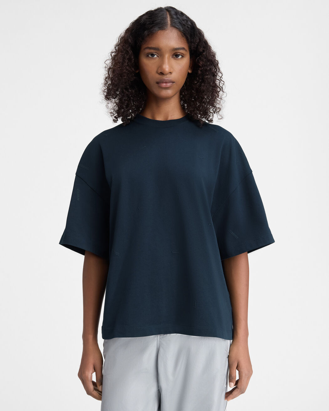 The JACQUEMUS+NIKE multi logo t-shirt the jacquemus nike multi logo t shirt