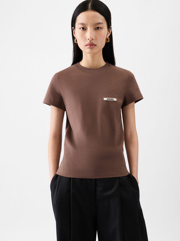 The Gros Grain short-sleeve t-shirt jacquemus the gros grain short sleeve t shirt