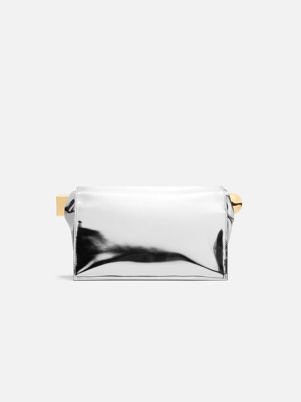 The Rond Carré clutch jacquemus the rond carr clutch