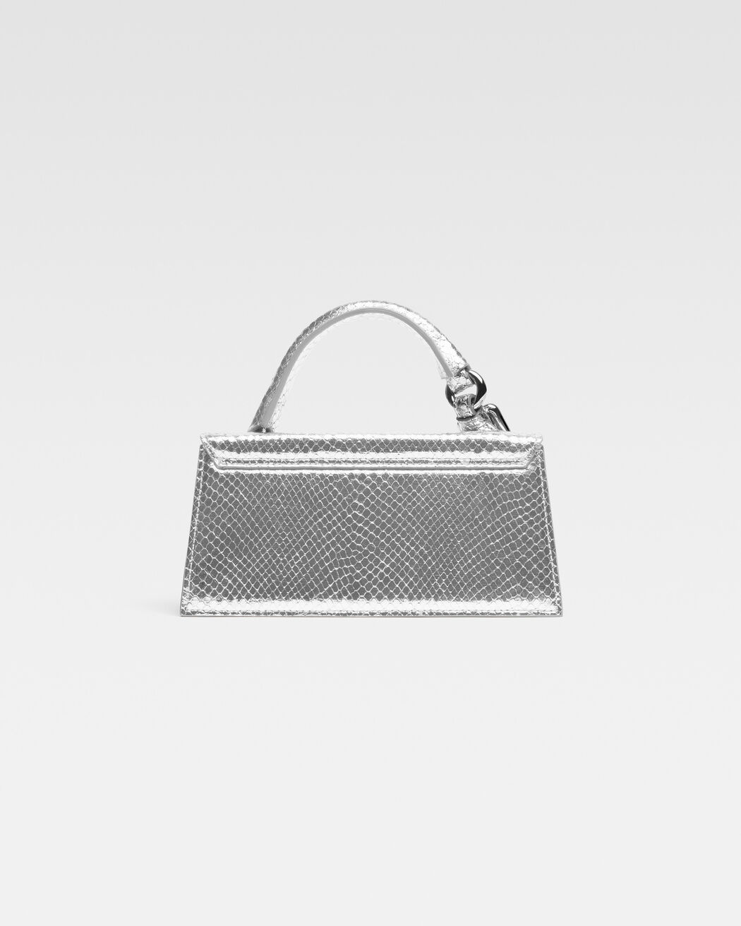 حقيبة The long Chiquito jacquemus حقيبة the long chiquito