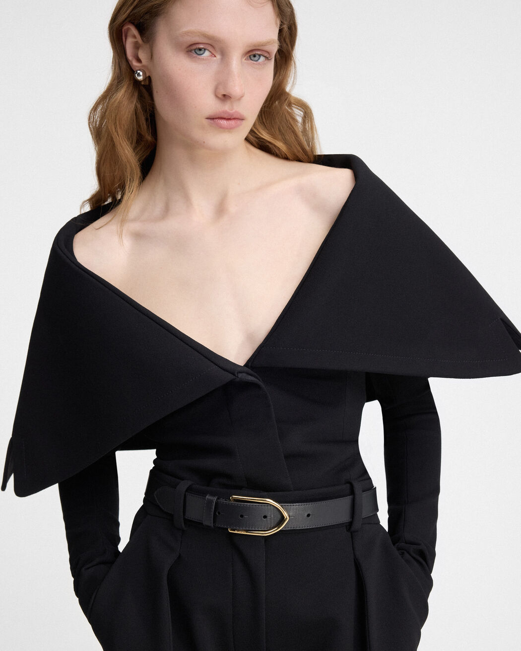 The Bambino belt jacquemus the bambino belt