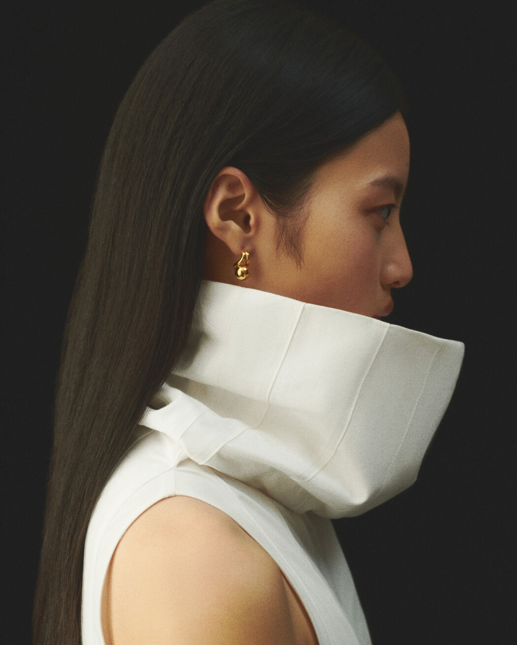 The Nodo stud earrings jacquemus the nodo stud earrings