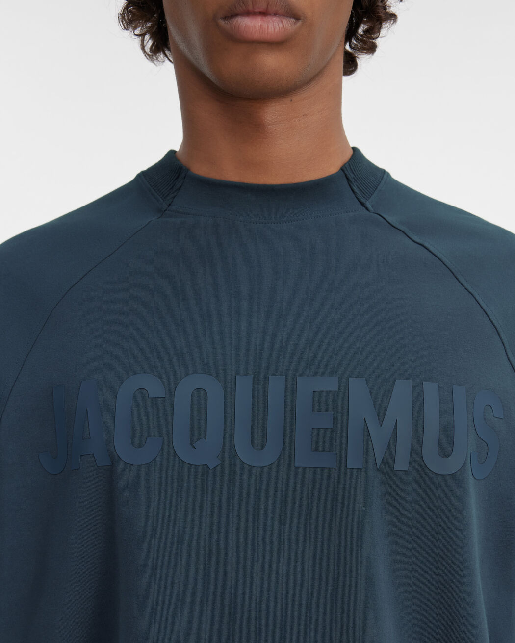 The Typo t-shirt jacquemus the typo t shirt
