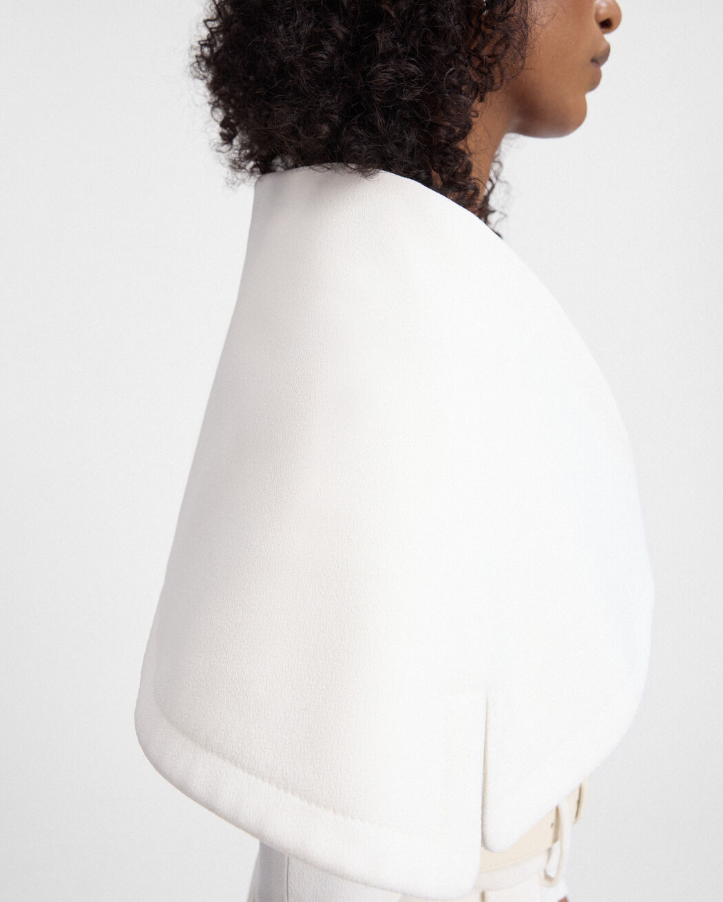 The Cuadrada jacket jacquemus the cuadrada jacket