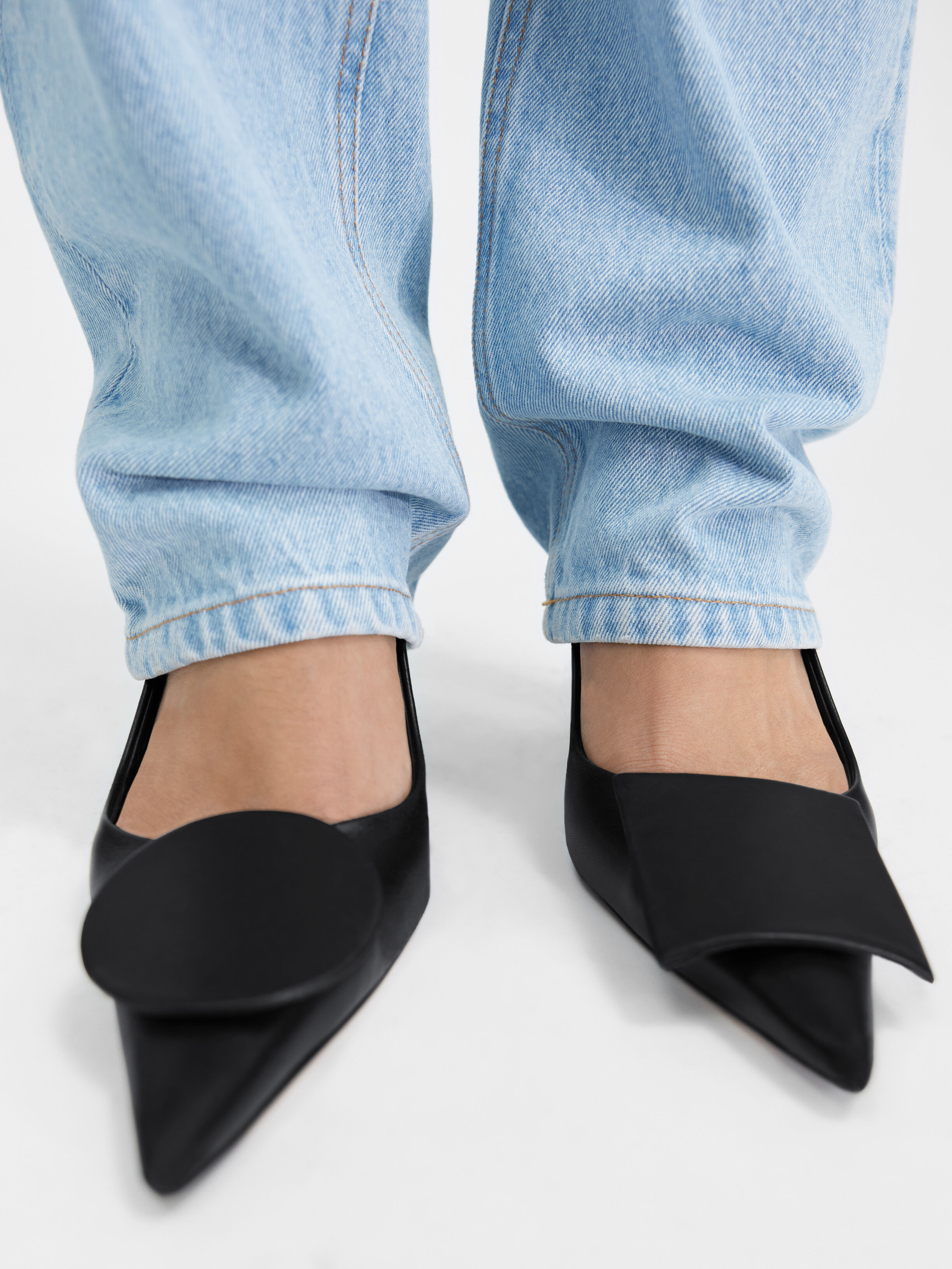 The high Duelo slingbacks | Shoes | JACQUEMUS UAE Official