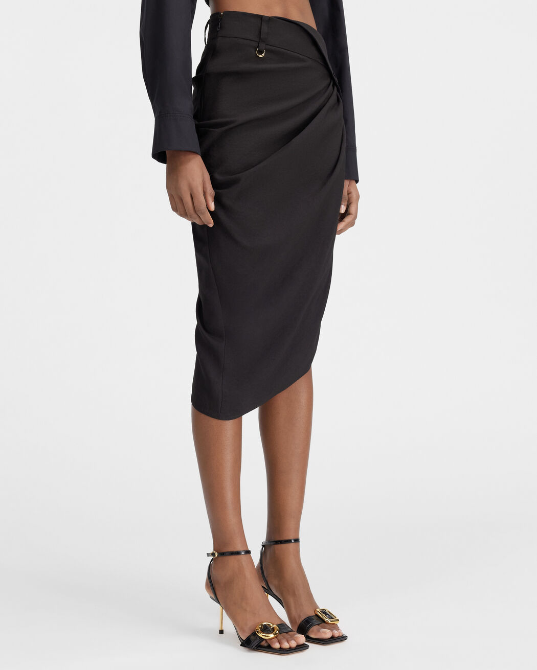 تنورة La Jupe Saudade jacquemus تنورة la jupe saudade