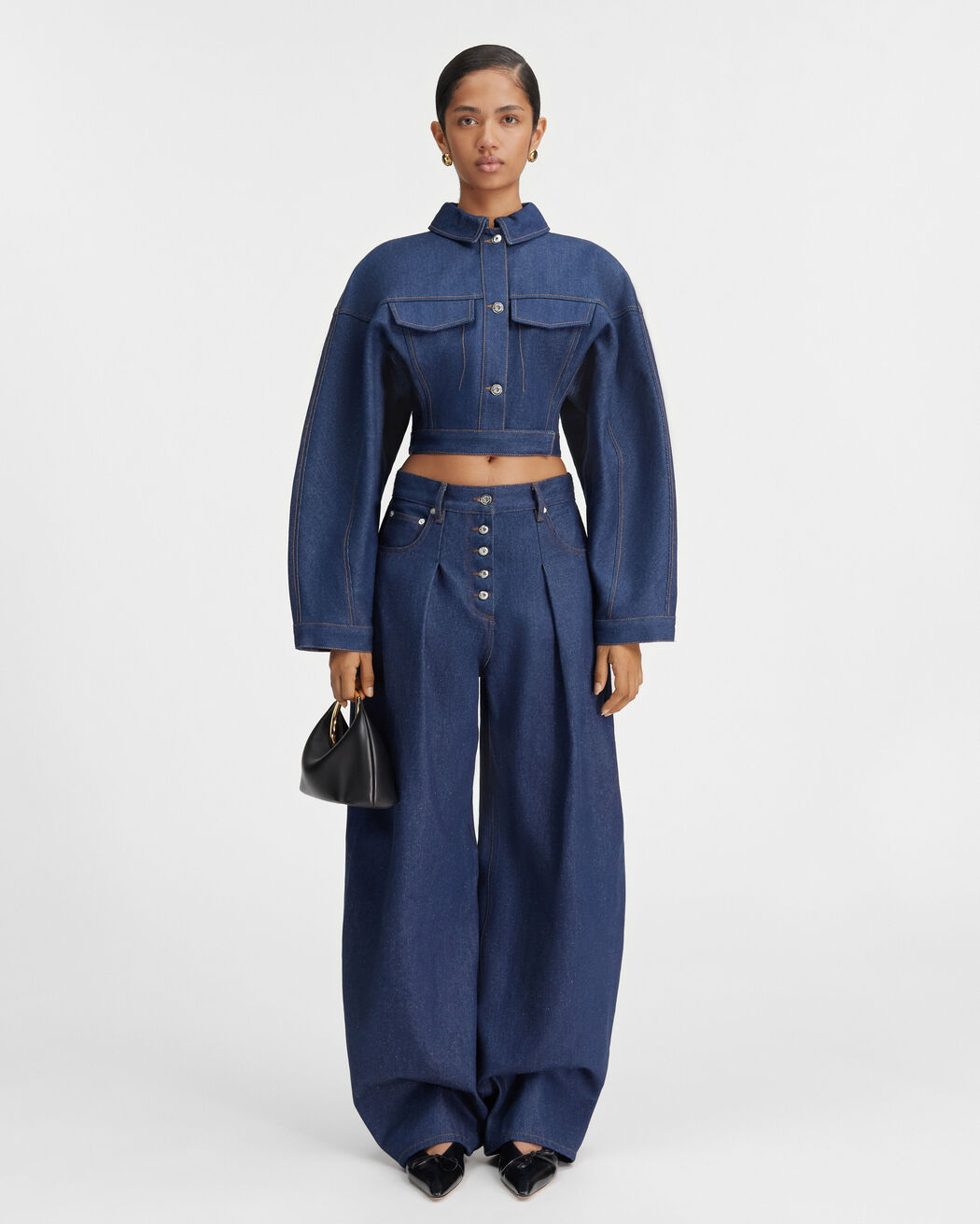 The Ovalo de-Nîmes denim pants jacquemus the ovalo de n mes denim pants