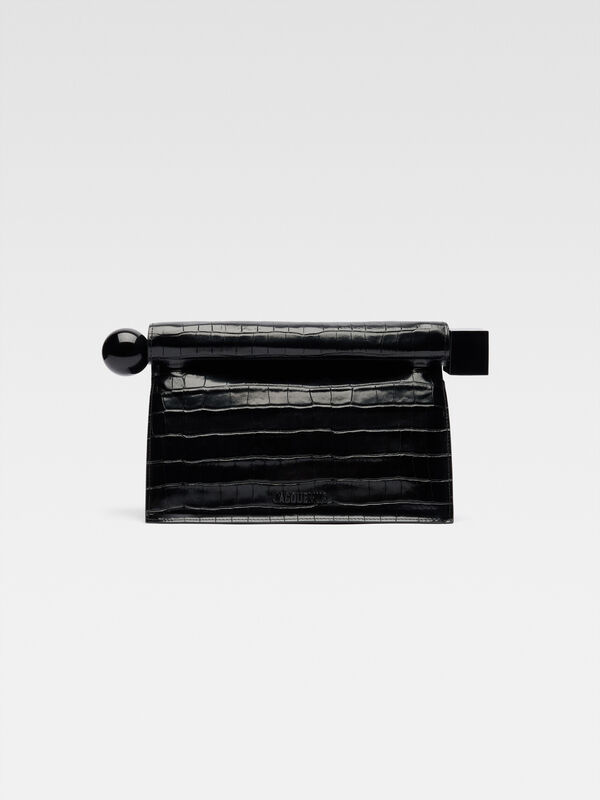 The Rond Carré clutch jacquemus حقيبة the rond carr