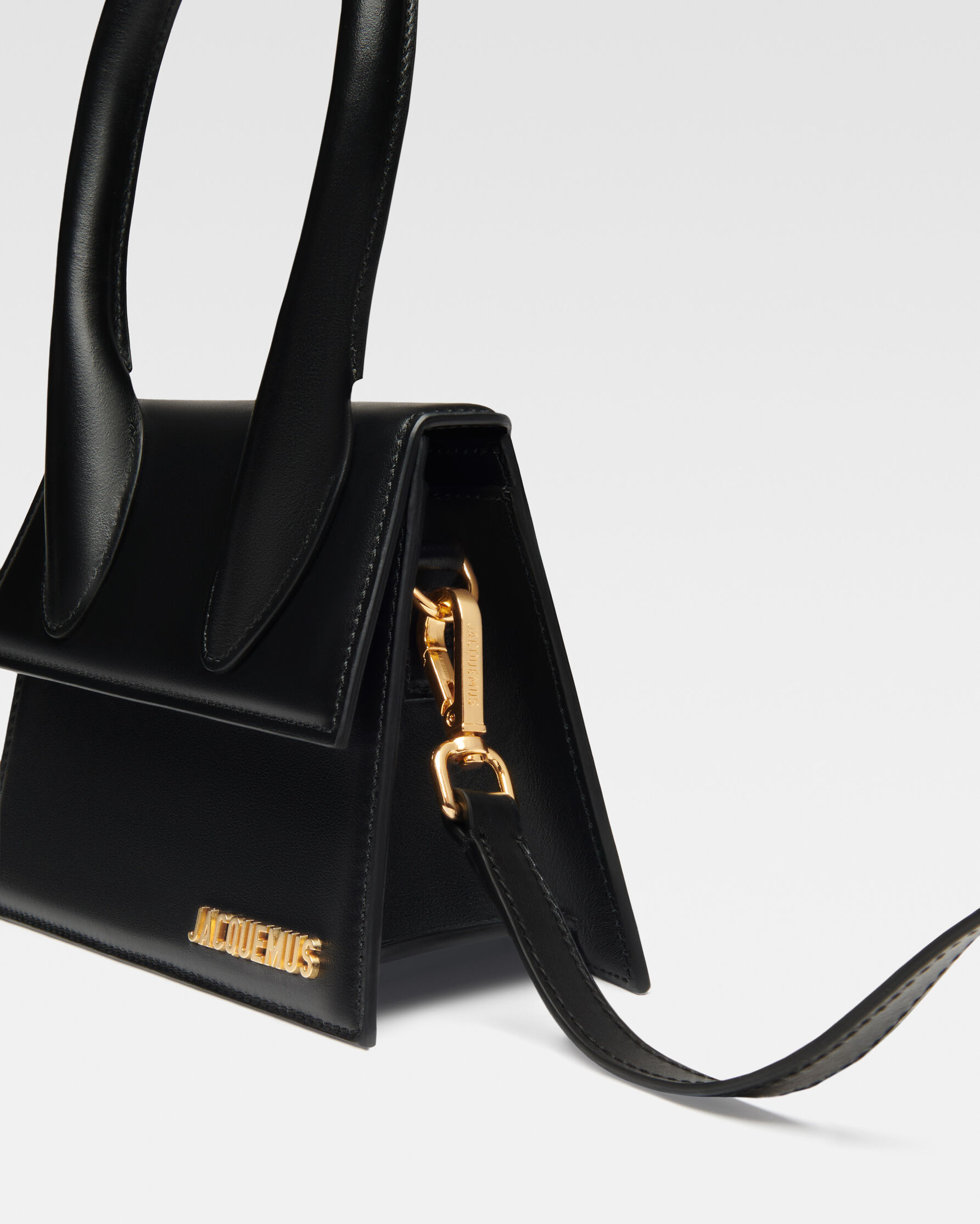 The medium Chiquito, Black | JACQUEMUS UAE