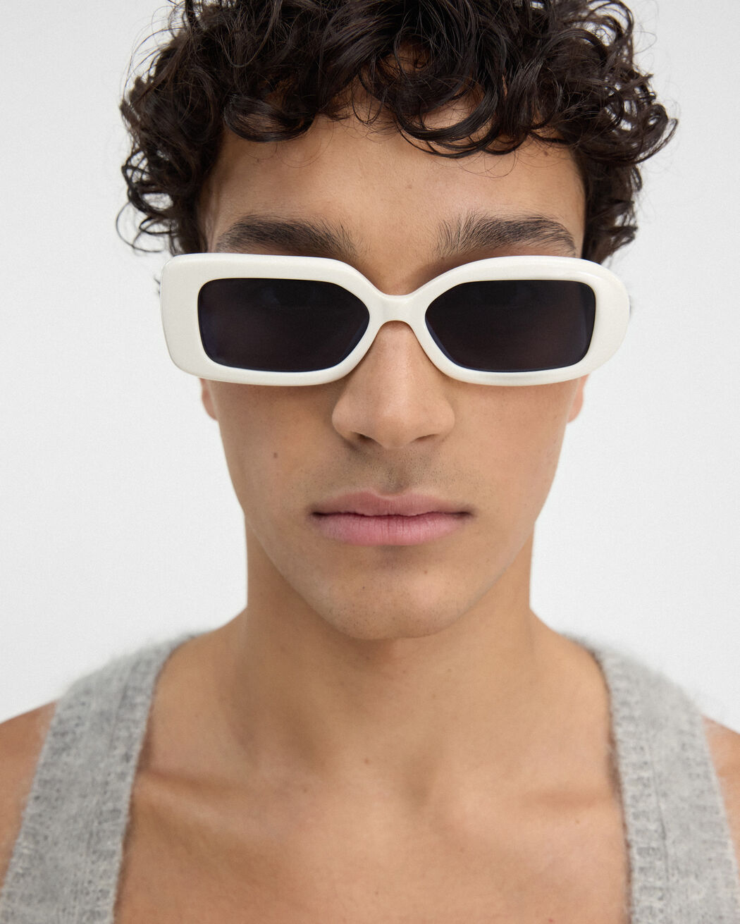 The Rond Carré sunglasses jacquemus the rond carr sunglasses