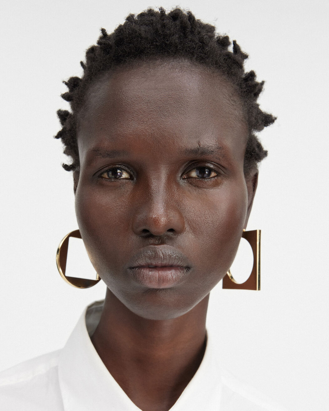 The Rond Carré hoops earrings jacquemus the rond carr hoops earrings