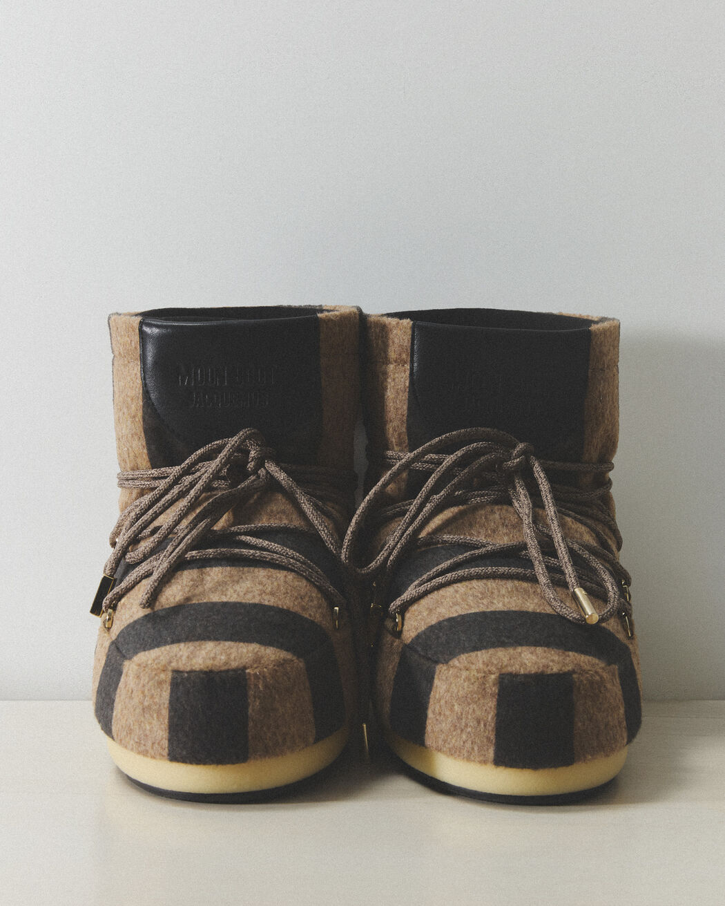 The Jacquemus Yeti Mid Moon Boot the jacquemus yeti mid moon boot