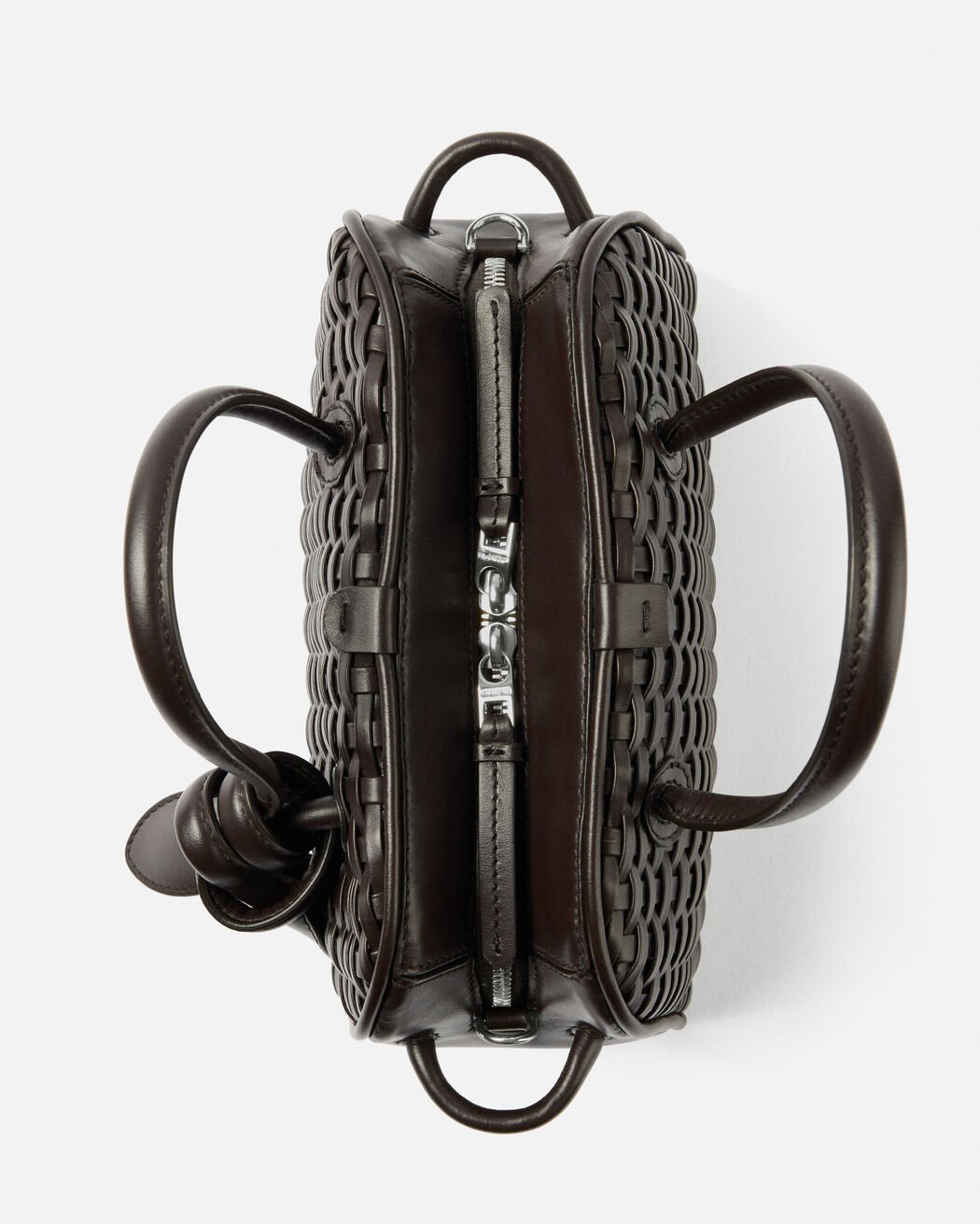 حقيبة Le Petit Turismo jacquemus حقيبة le petit turismo