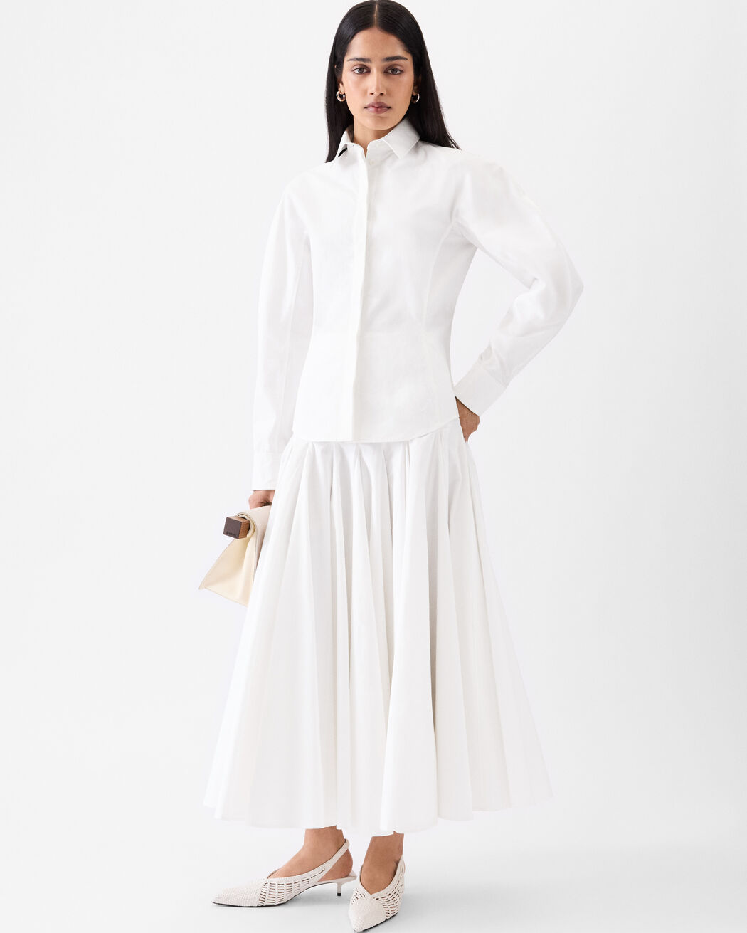 The Ovalo shirt jacquemus the ovalo shirt