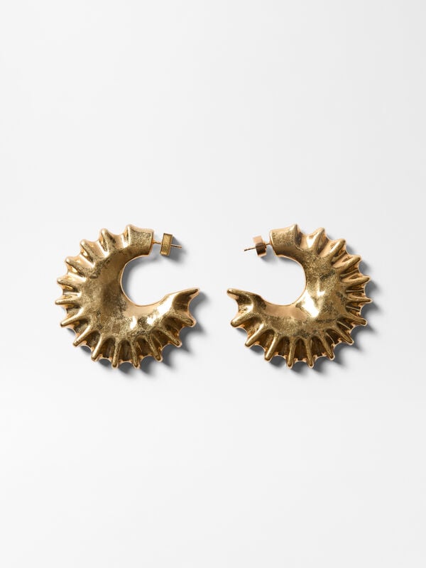The Hippocampe hoop earrings jacquemus the hippocampe hoop earrings