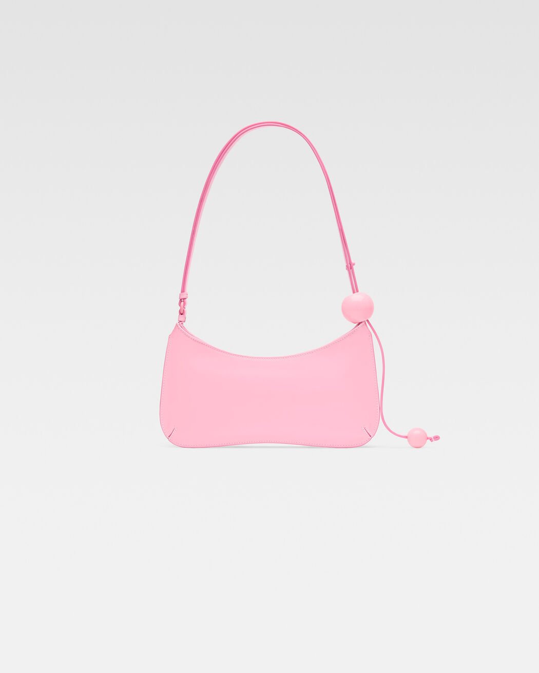 حقيبة Le Bisou Perle jacquemus حقيبة le bisou perle