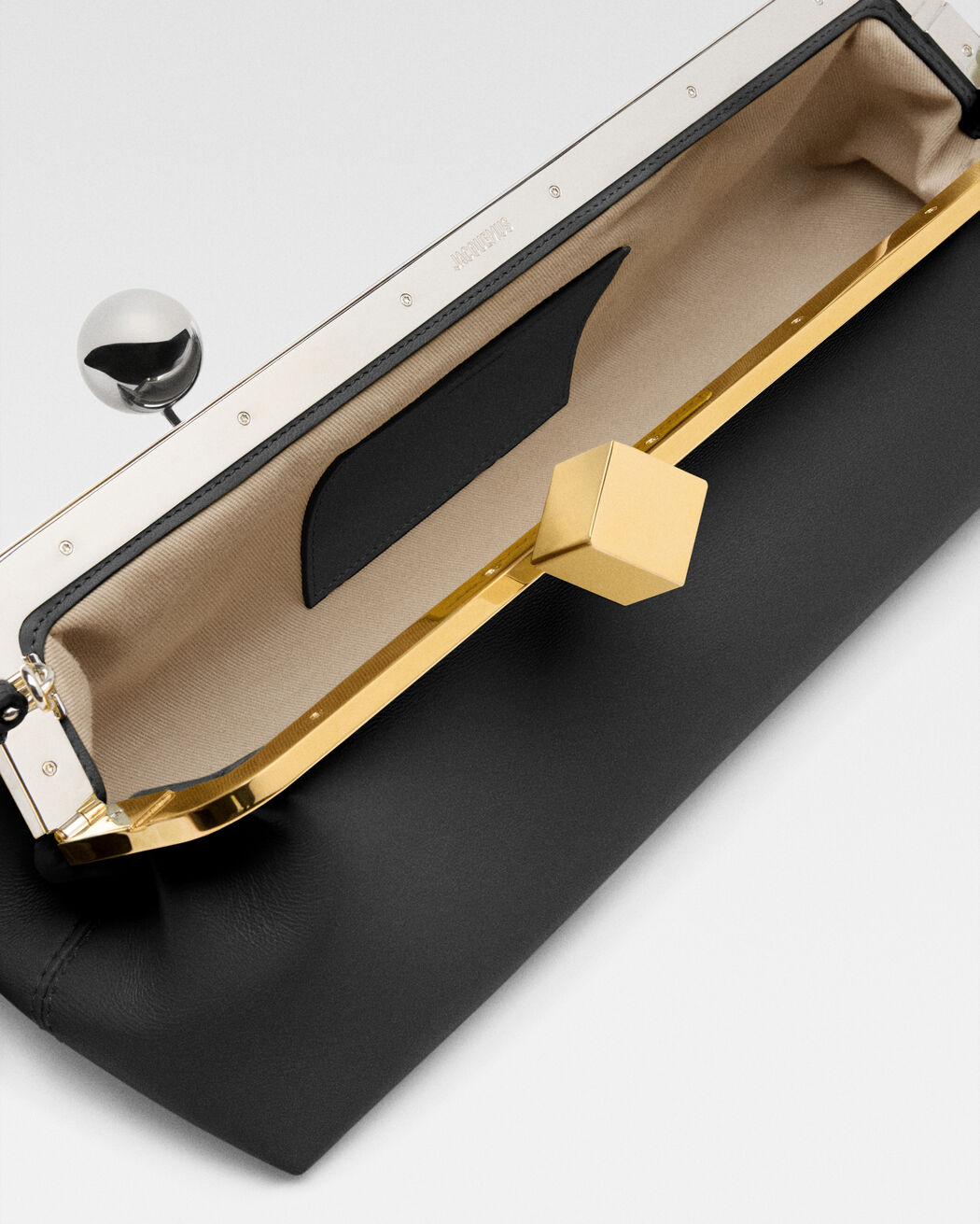 The Salon clutch jacquemus the salon clutch