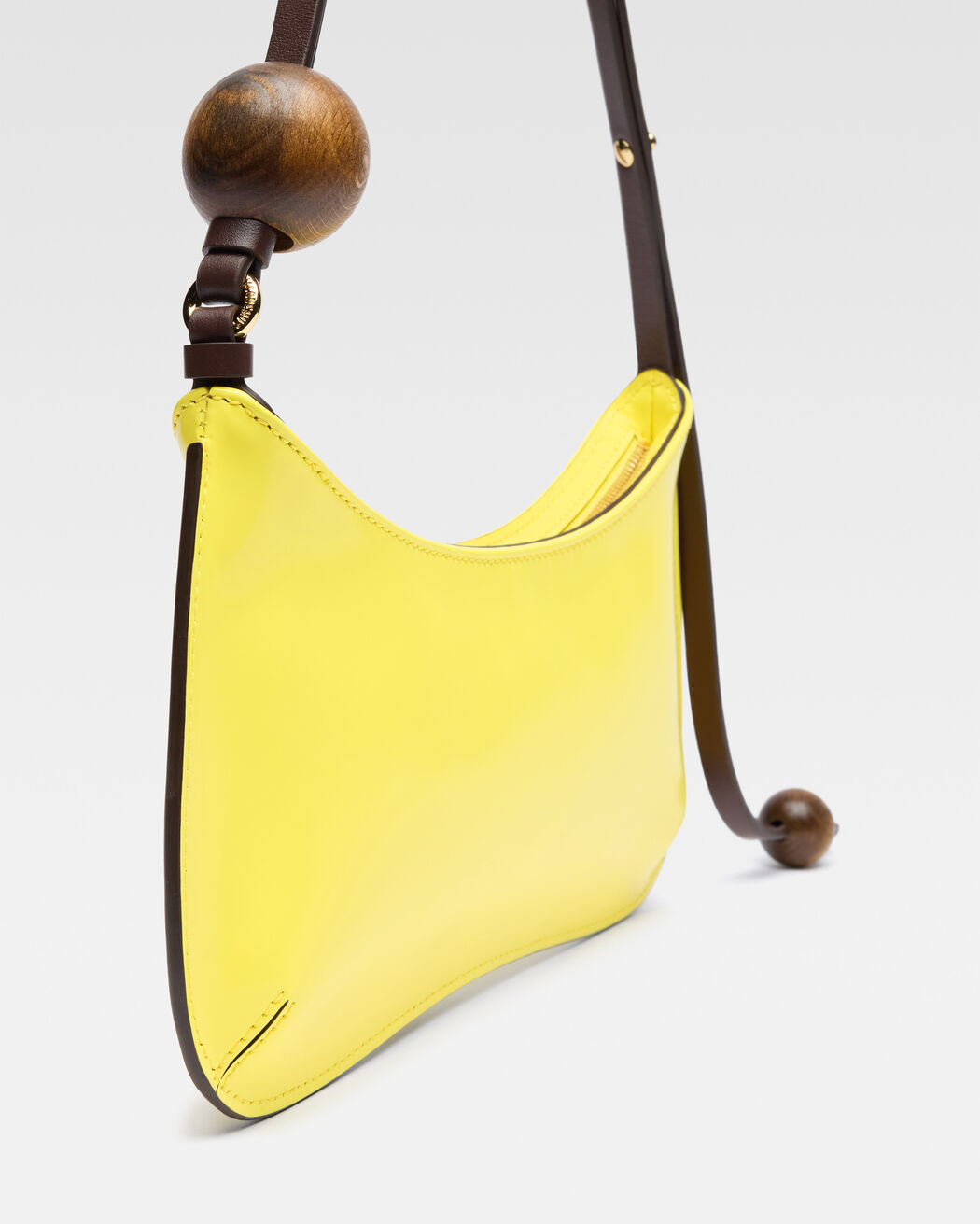 The Bisou Perle jacquemus the bisou perle