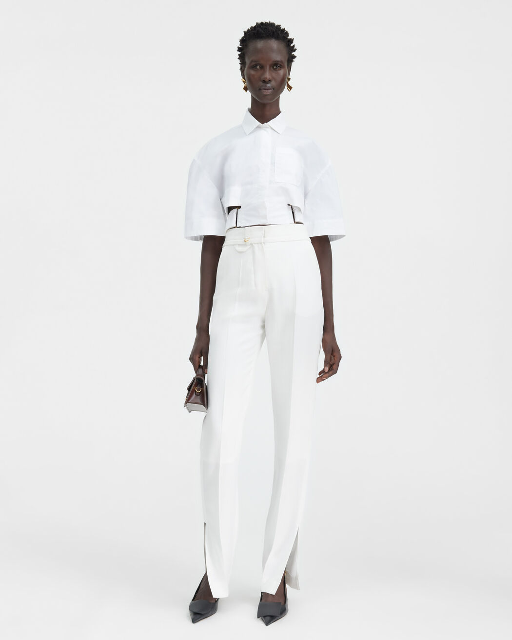The Bari cropped shirt jacquemus the bari cropped shirt