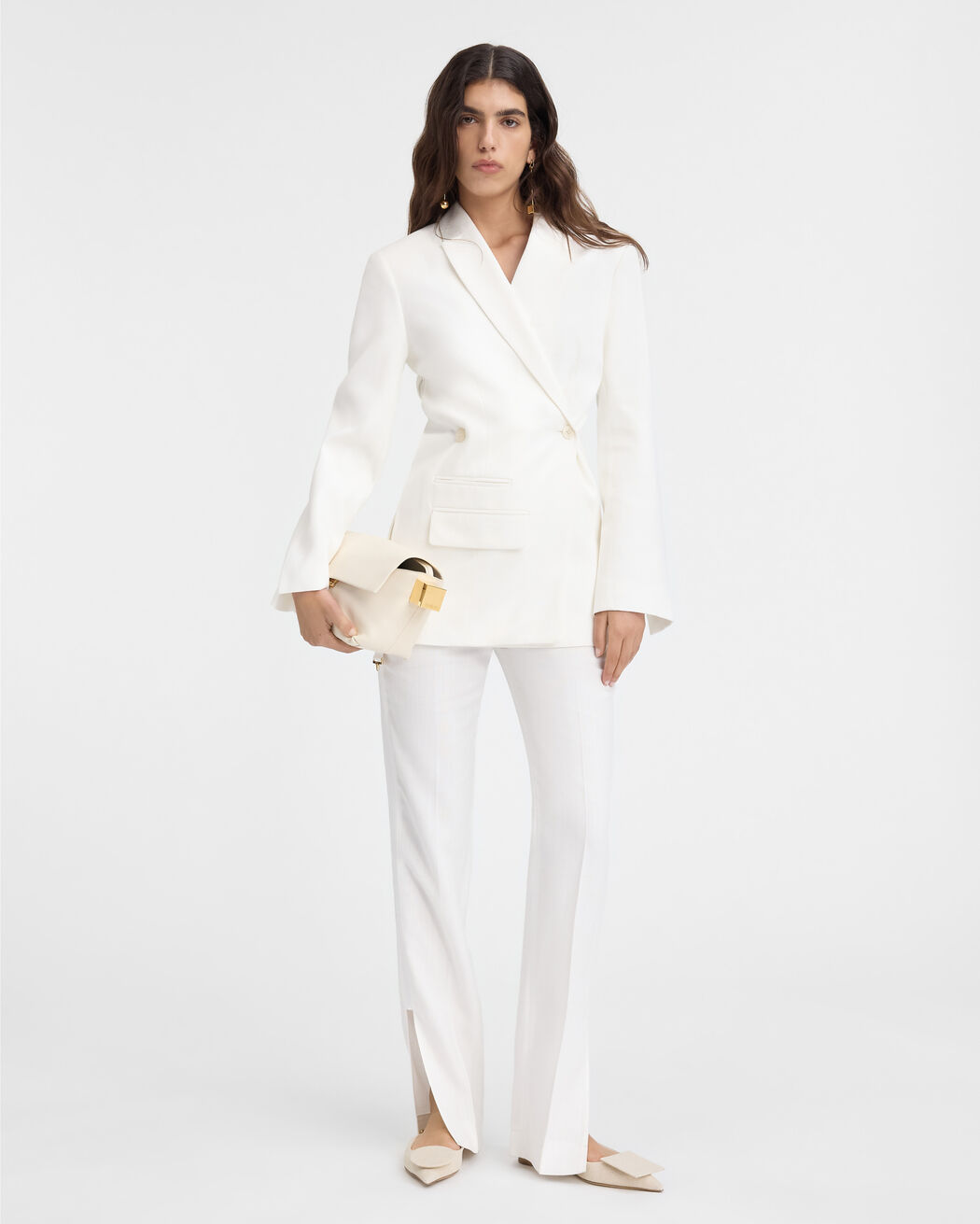 كارديجان The buttoned jacquemus كارديجان the buttoned