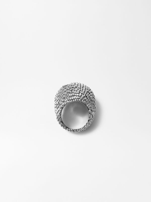 The Hérisson ring jacquemus the h risson ring