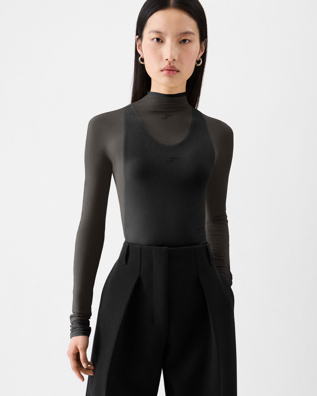 The Strato long-sleeve t-shirt jacquemus the strato long sleeve t shirt