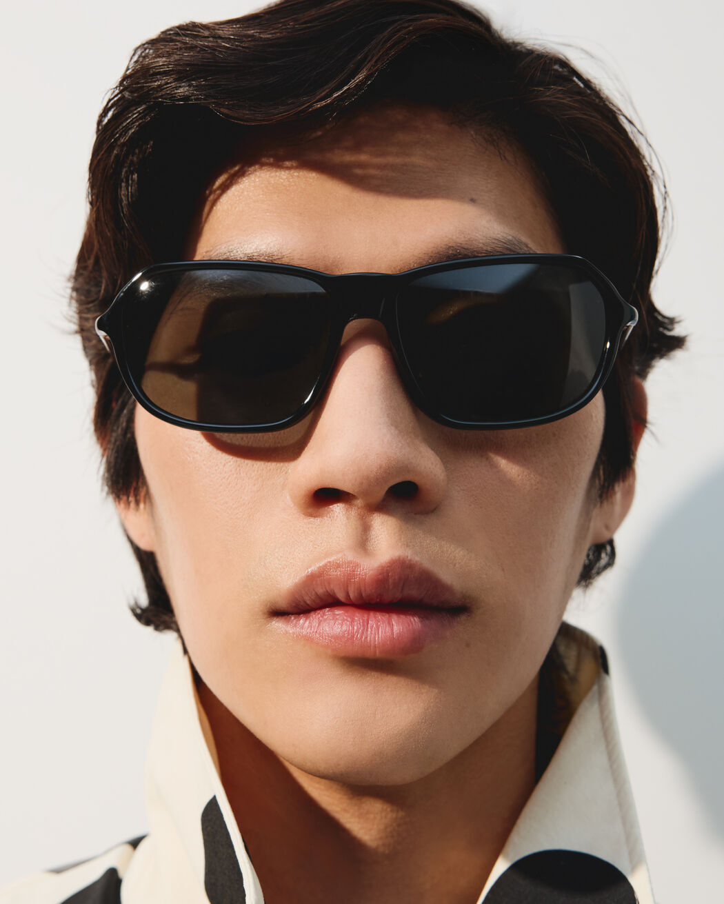 The Mimosa sunglasses
jacquemus the mimosa sunglasses