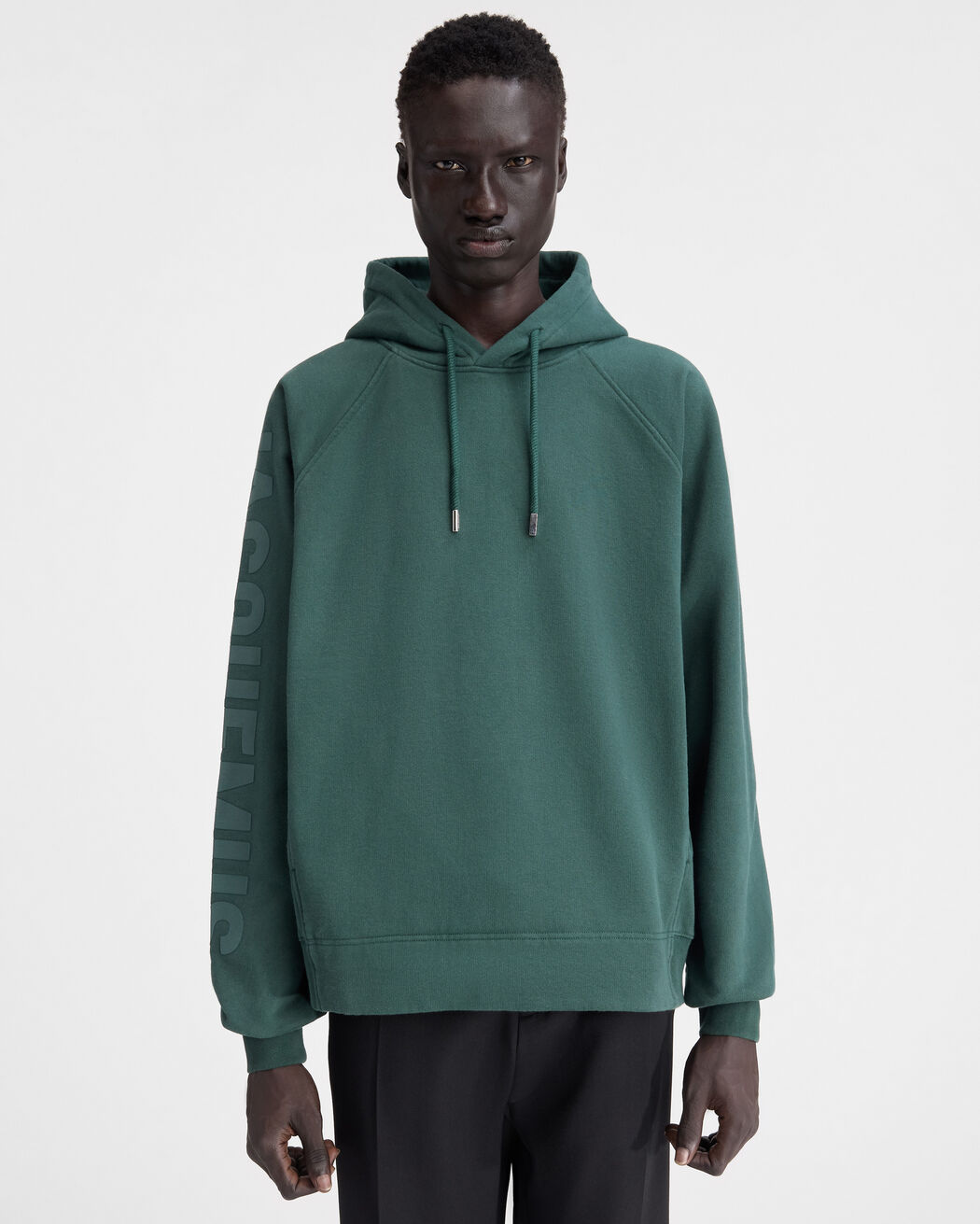 هودي Le Hoodie Typo jacquemus هودي le hoodie typo