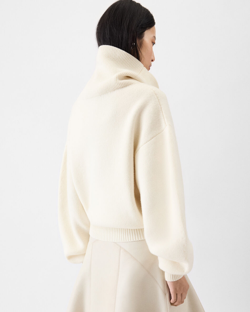 The Pallone knit jacquemus the pallone knit