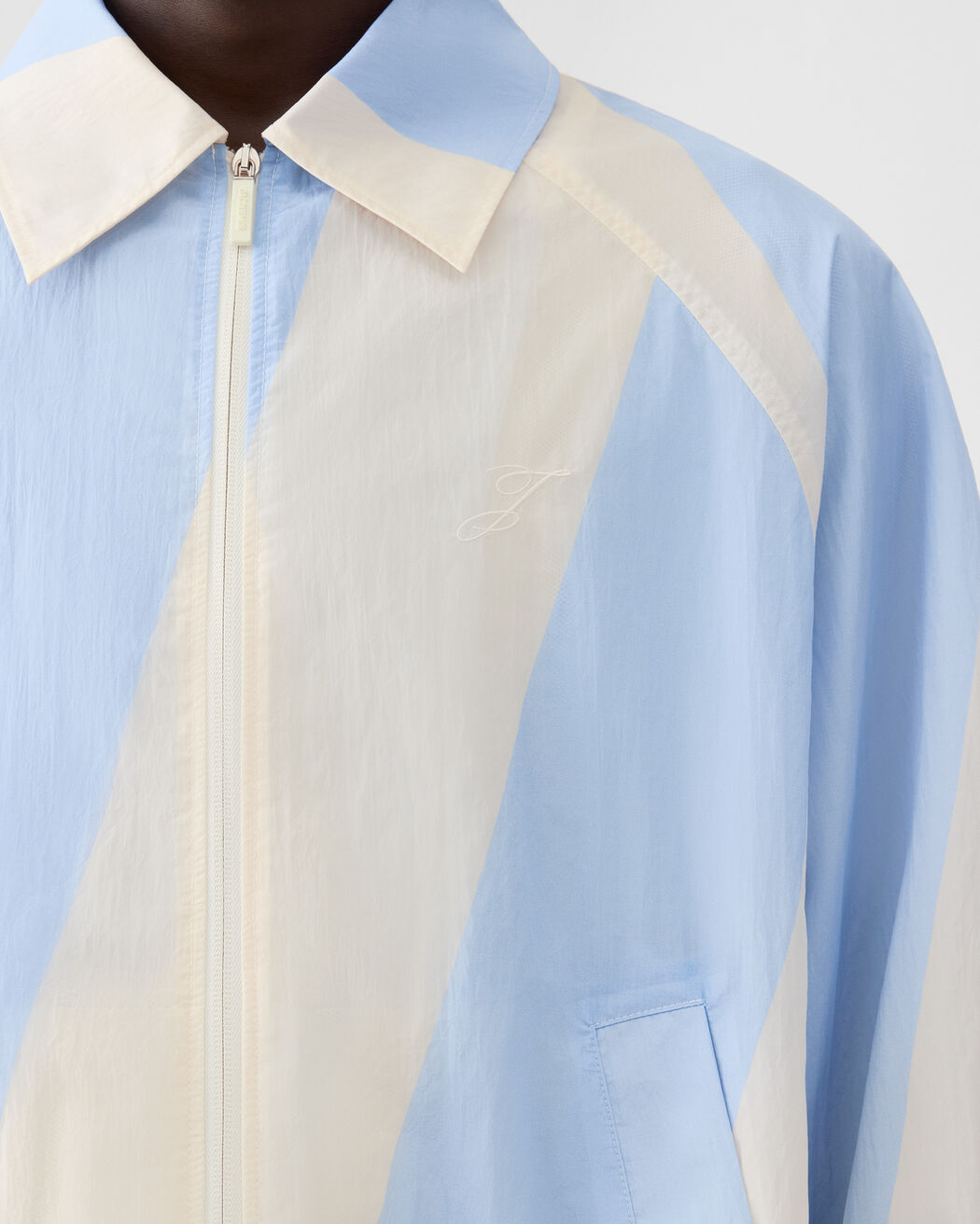 The windbreaker jacquemus the windbreaker