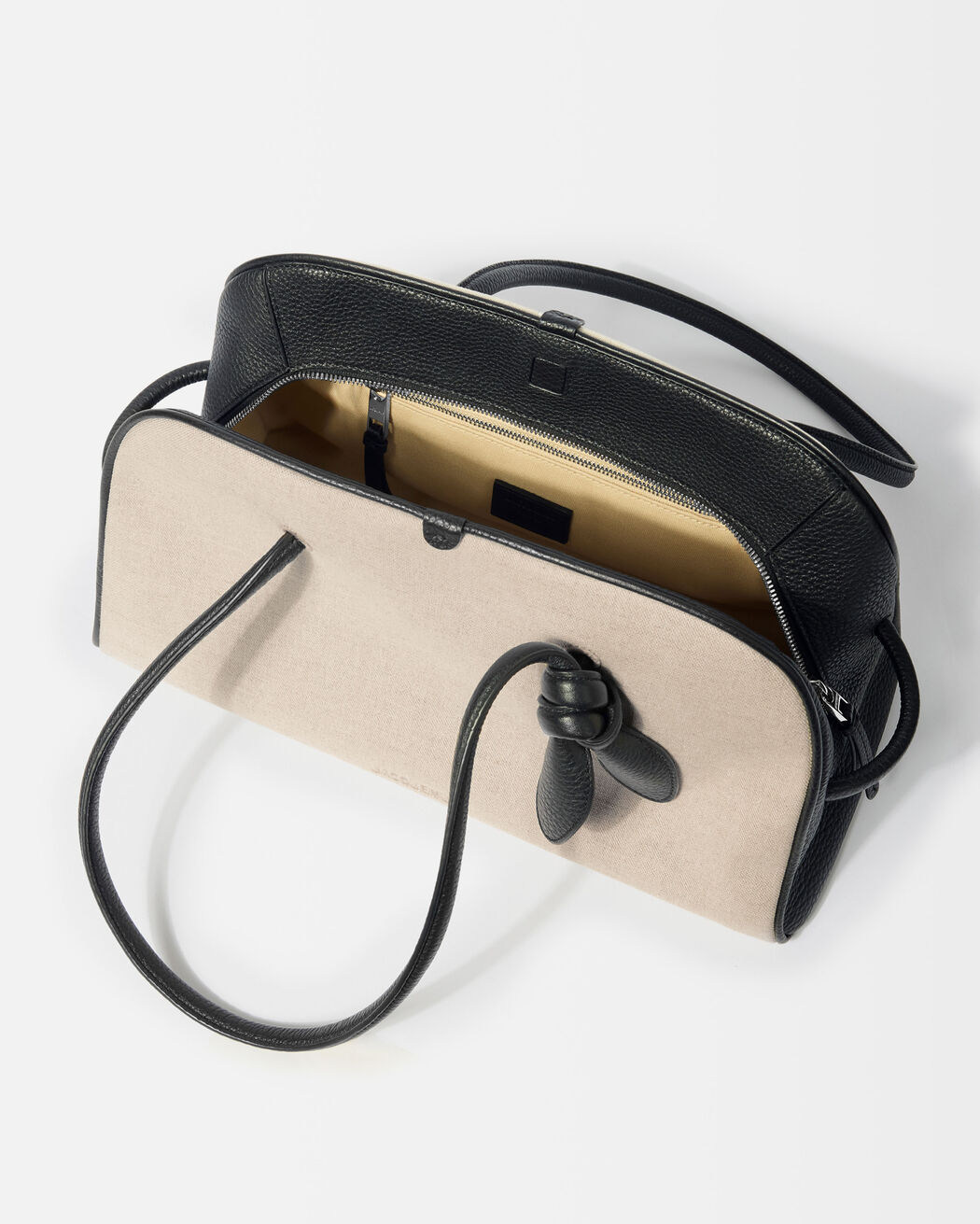 The Turismo حقيبة jacquemus the turismo حقيبة