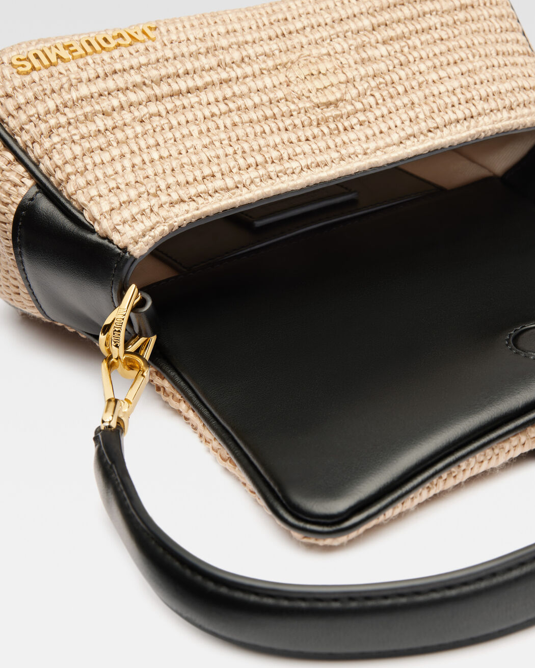 حقيبة The small Bambimou jacquemus حقيبة the small bambimou