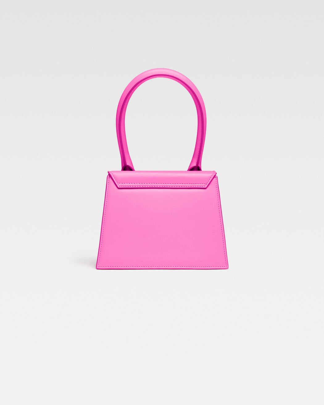 The medium Chiquito jacquemus the medium chiquito